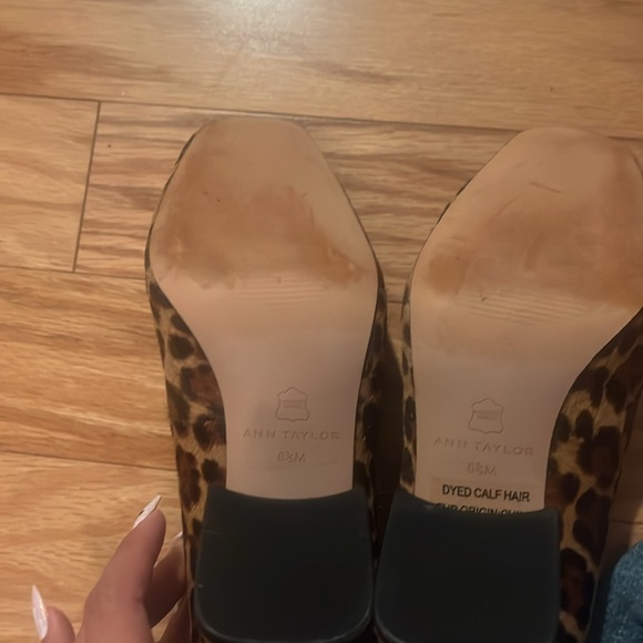 Ann Taylor Leopard Print Heels 6 1/2 - Picture 4 of 4